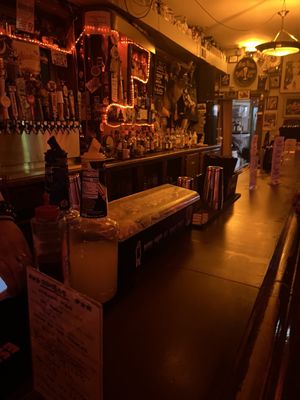 The Dew Drop Inn by null