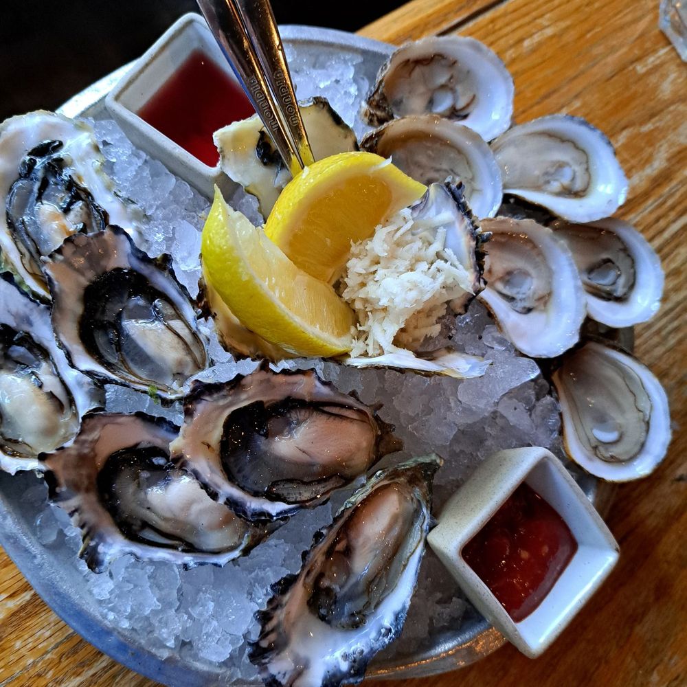 Pearl Diver - Seafood Near Me - Toronto, Ontario Pearl Diver - Seafood Near Me - Toronto, Ontario