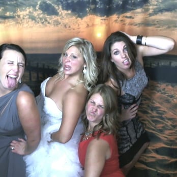 Island Photo Booths - Photo Booth Rentals Near Me - Fort Wayne, Indiana Island Photo Booths - Photo Booth Rentals Near Me - Fort Wayne, Indiana