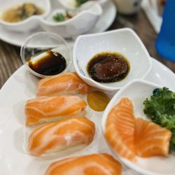 Umi Hotpot Sushi & Seafood Buffet - Some of the salmon sashimi & sushi that I got