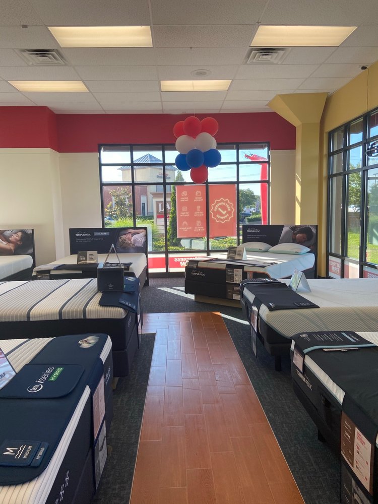 MATTRESS FIRM RED MILL COMMONS 22 Photos & 14 Reviews 1169 Nimmo