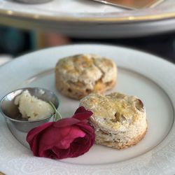 The Hen and Drake Modern Tearoom - Scone