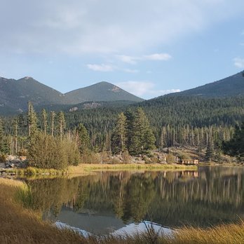 Estes Park Guided Tours - SPRAUGE Lake - Bus Tours Near Me - Estes Park, Colorado