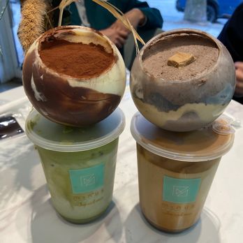 Minus Cake Boutique - Tiramisu cake with matcha green tea latte; oreo cake with honeybomb dalgona latte - Bubble Tea Near Me - Vancouver, British Columbia