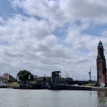 Alter Leuchtturm - Landmarks & Historical Buildings Near Me - Bremerhaven, HB