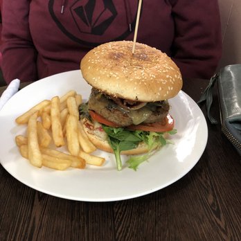 Bischoff Hotel | Waratah, Tasmania - The Works Burger - Hotels Near Me - Waratah, TAS