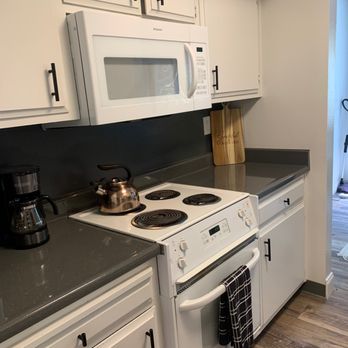 Park Brighton - Two bedroom one bath - Apartments Near Me - Modesto, California Park Brighton - Two bedroom one bath - Apartments Near Me - Modesto, California