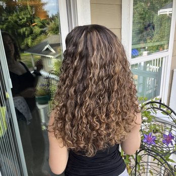 Salon 8 - Balayage - Hair Salons Near Me - Bellevue, Washington Salon 8 - Balayage - Hair Salons Near Me - Bellevue, Washington
