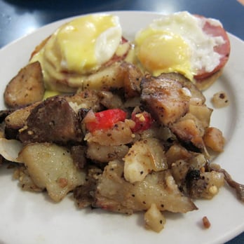 Marston's - Breakfast & Brunch Near Me - Pasadena, California