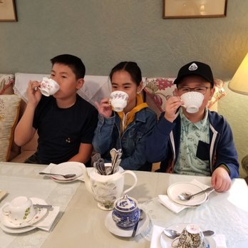 Dartealing Lounge - Kiddos enjoying tea - Tea Rooms Near Me - San Francisco, California Dartealing Lounge - Kiddos enjoying tea - Tea Rooms Near Me - San Francisco, California