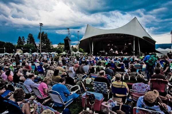 Festival at Sandpoint by null