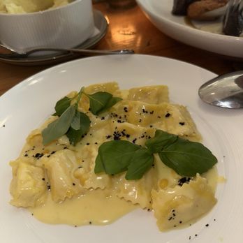 Trani's Dockside Station - Agnolotti di Lidia - ricotta, sweet corn butter sauce, petite basil - Seafood Near Me - San Pedro, California Trani's Dockside Station - Agnolotti di Lidia - ricotta, sweet corn butter sauce, petite basil - Seafood Near Me - San Pedro, California