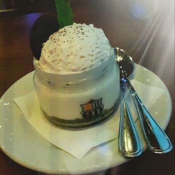 Browns Socialhouse Surrey Centre - Oreo Jar - Canadian (New) Near Me - Surrey, British Columbia Browns Socialhouse Surrey Centre - Oreo Jar - Canadian (New) Near Me - Surrey, British Columbia