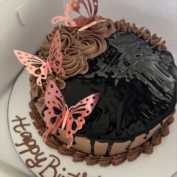 Cakes By Marie