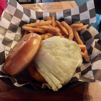 Muddy Cow - Sports Bars Near Me - Coon Rapids, Minnesota