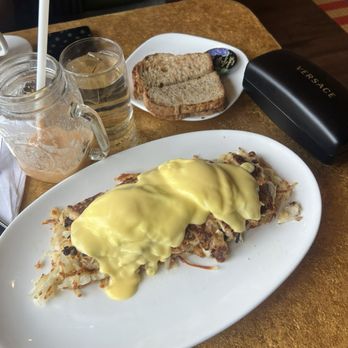 Chit Chat Diner - Crab Hash & Eggs - Diners Near Me - West Orange, New Jersey Chit Chat Diner - Crab Hash & Eggs - Diners Near Me - West Orange, New Jersey