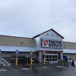 Exterior photo of Tractor Supply - Junction City, Oregon Exterior photo of Tractor Supply - Junction City, Oregon