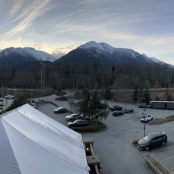 Executive Suites Hotel & Resort Squamish - View from our patio. Covered tent is the pool.