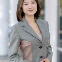 Hebe Li - The Agency