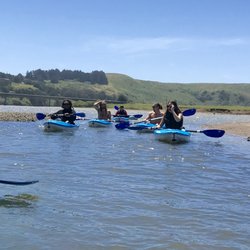 Sonomads Adventure Tours - Blue skies, blue boats