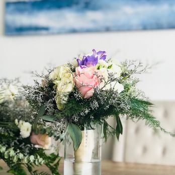 La Petite Fleur - Florists Near Me - Glendora, California