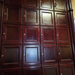 Cigar Loft - Humidifier lockers for members