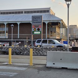 Algiers Ferry Terminal - Street signage.