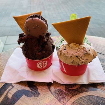 Tifa Chocolate & Gelato - Single Scoops of Dark Chocolate (with Lavender Honey Macaron) and Elvis Speciality Flavor with Mint Chip. - Gelato Near Me - Porter Ranch, California Tifa Chocolate & Gelato - Single Scoops of Dark Chocolate (with Lavender Honey Macaron) and Elvis Speciality Flavor with Mint Chip. - Gelato Near Me - Porter Ranch, California