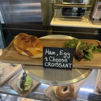 Pau Bakery - Breakfast - Bakeries Near Me - Lahaina, Hawaii Pau Bakery - Breakfast - Bakeries Near Me - Lahaina, Hawaii