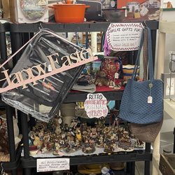 Nana D's Attic - Collectibles