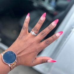 Beverly Nails Salon