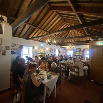 Ti Choa - Inside - Restaurants Near Me - Angra do Heroísmo, 20 Ti Choa - Inside - Restaurants Near Me - Angra do Heroísmo, 20