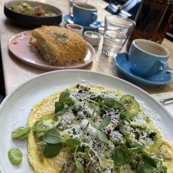 Proud Mary Coffee - Spring omelette & Hash - Coffee & Tea Near Me - Portland, Oregon