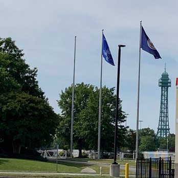 Kings Dominion - Entrance to Kings Dominion - Amusement Parks Near Me - Doswell, Virginia Kings Dominion - Entrance to Kings Dominion - Amusement Parks Near Me - Doswell, Virginia
