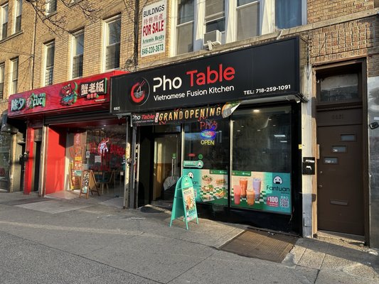 Pho Table by null