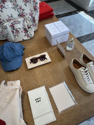 Sézane Pop-Up by null