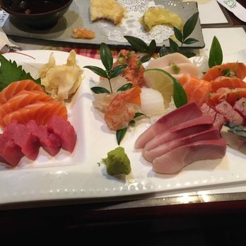 Sushi Yoshi - The Deluxe Sashimi - not too different from the chirashi. - Sushi Bars Near Me - Vienna, Virginia