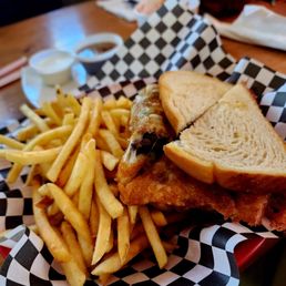 The prime rib sandwich was good. The fried cheese is a nice touch. Juice was good. The prime rib sandwich was good. The fried cheese is a nice touch. Juice was good.