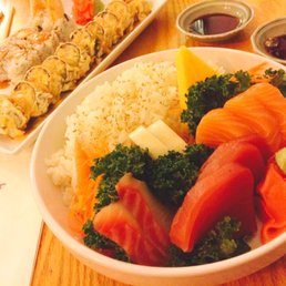 Chirashi bowl, volcano roll, some other roll lol Chirashi bowl, volcano roll, some other roll lol