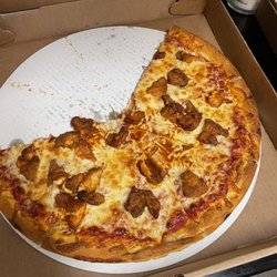Steve's Pizza - Buffalo chicken pizza