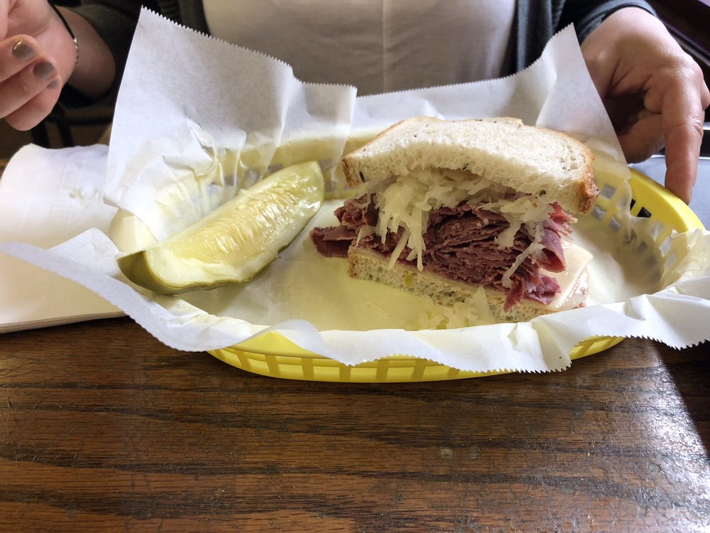 SAMMY’S FAMOUS CORNED BEEF CLOSED Updated August 2024 32 Photos