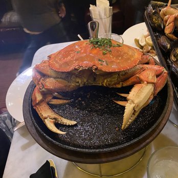 The Dead Fish - Whole crab - Seafood Near Me - Crockett, California