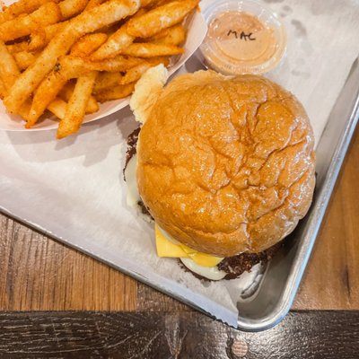 Mac's Local Eats by null