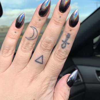 D'Licious Nails Nail Art Studio - Nail Salons Near Me - El Paso, Texas