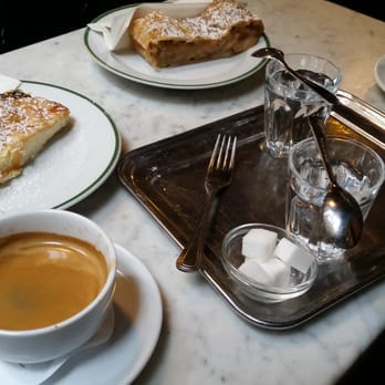 Cafe Hawelka - Cafes Near Me - Vienna, 9 Cafe Hawelka - Cafes Near Me - Vienna, 9