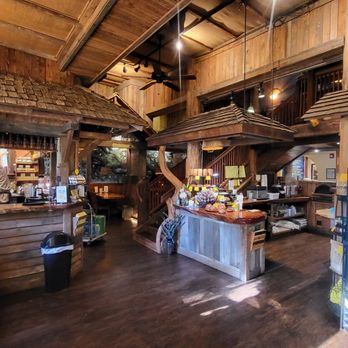 Yellow Deli And Bakery - Delis Near Me - Brunswick, Georgia