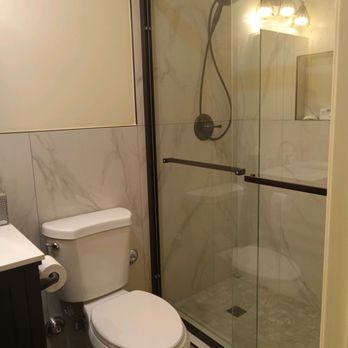 Ambiente Construction & Design - a clean bathroom - General Contractors Near Me - Cerritos, California Ambiente Construction & Design - a clean bathroom - General Contractors Near Me - Cerritos, California