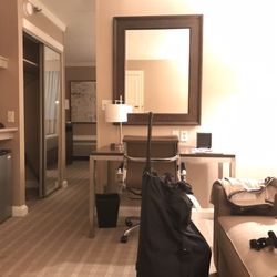 Fairfields Lounge @ Ethan Allen Hotel