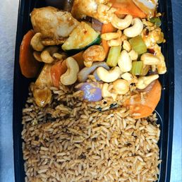 Chicken with Cashew Nuts