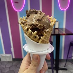 Hippy Dippy Creamery - Peanut butter cup ice cream